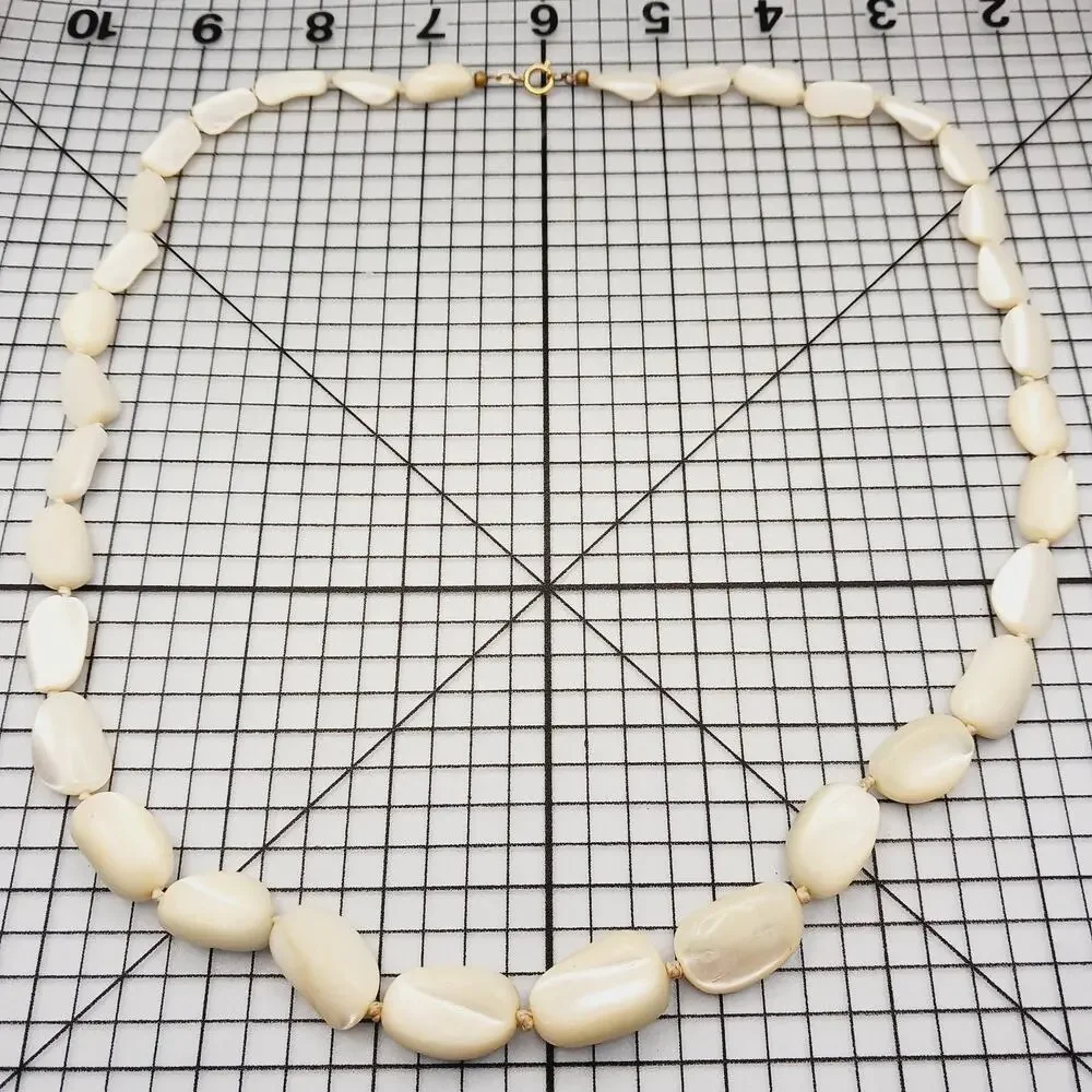 Necklace VTG 90s Freeform Bead Ivory Cream Graduated Faux Shell Hand Knotted 24